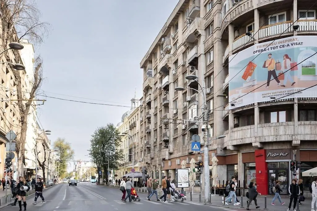 Sunny 2Br Flat - Top Location - Stunning Views Bukarest Rumænien