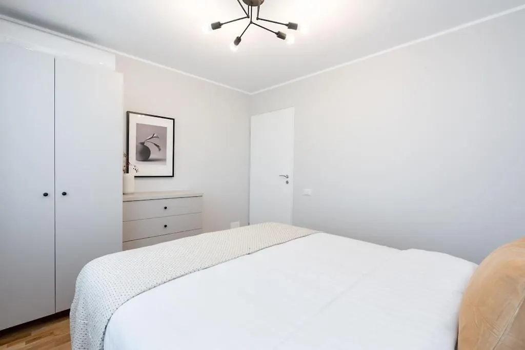 Lejlighed Sunny 2Br Flat - Top Location - Stunning Views Bukarest